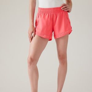 Athleta run shorts size medium